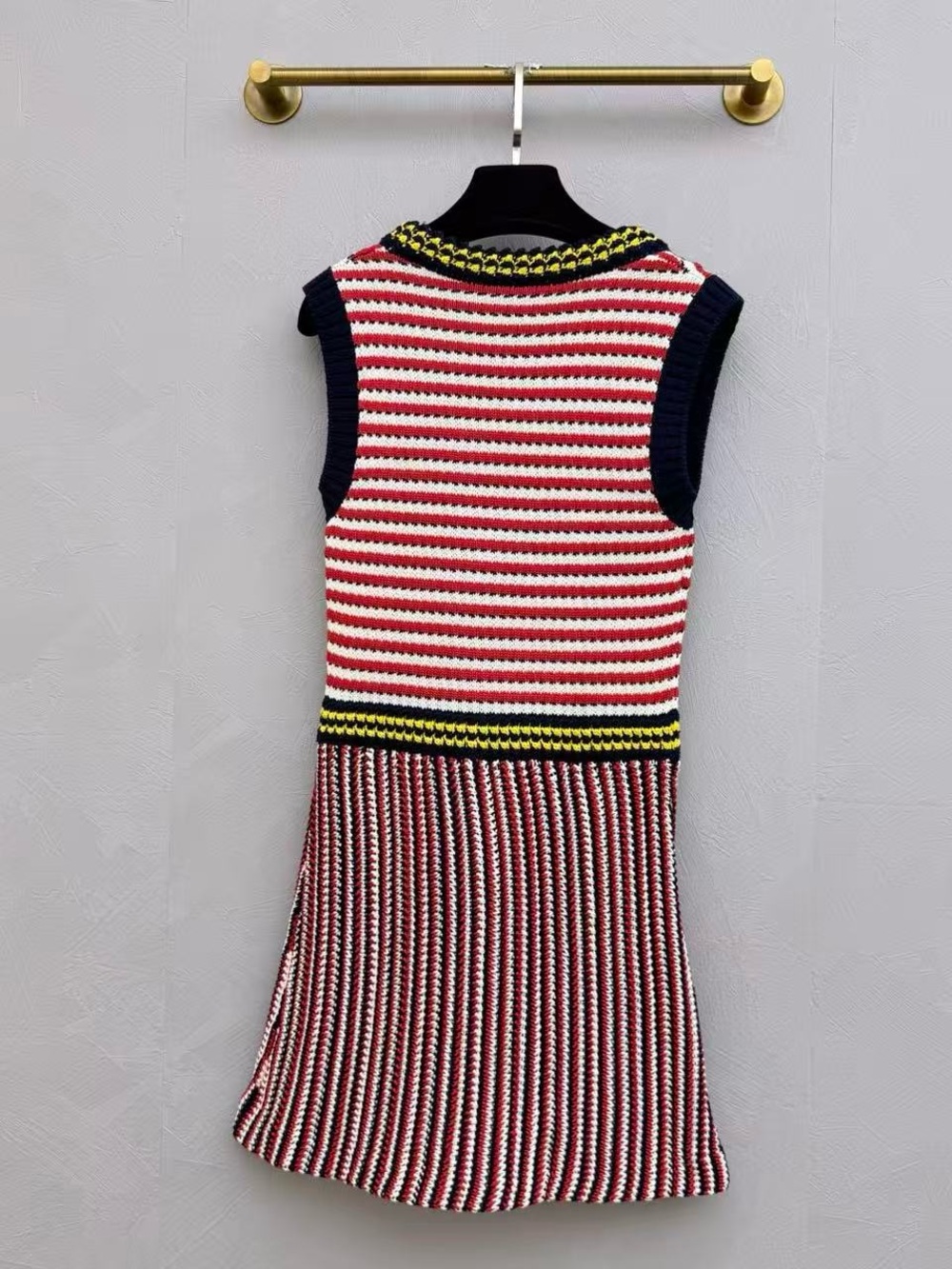 🚩steal Miu Miu Red, White & Navy Striped Crochet Top with Yellow Trim - Picture 2 of 7